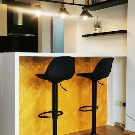 2 Bedroom With Sea And Poolview Near Aheloy דירה *